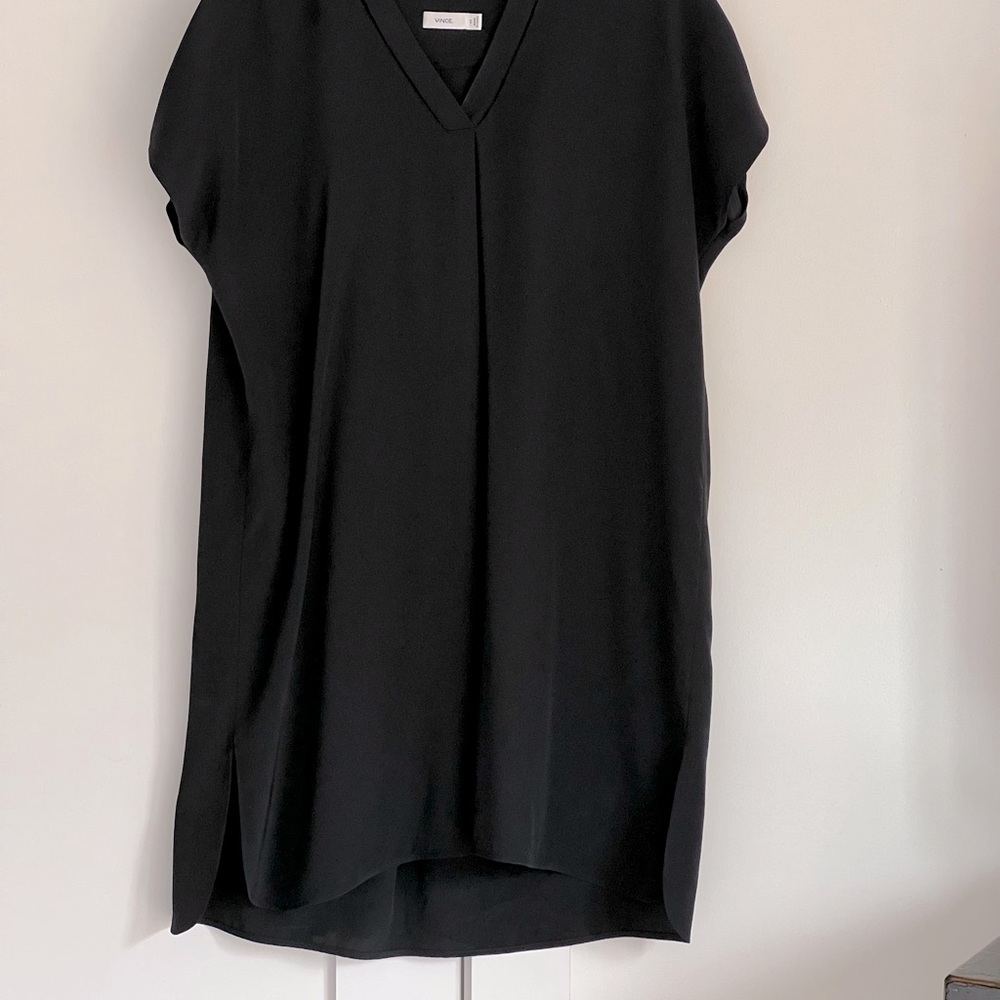 Vince sheath dress / black
